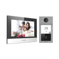 KIT VIDEO PORTERO IP HIKVISION DS-KIS604-P PANTALLA TOUCH 7" ESTACION EXTERIOR  CON CAMARA DE 2MP WIFI  / POE  DS-KIS604-P